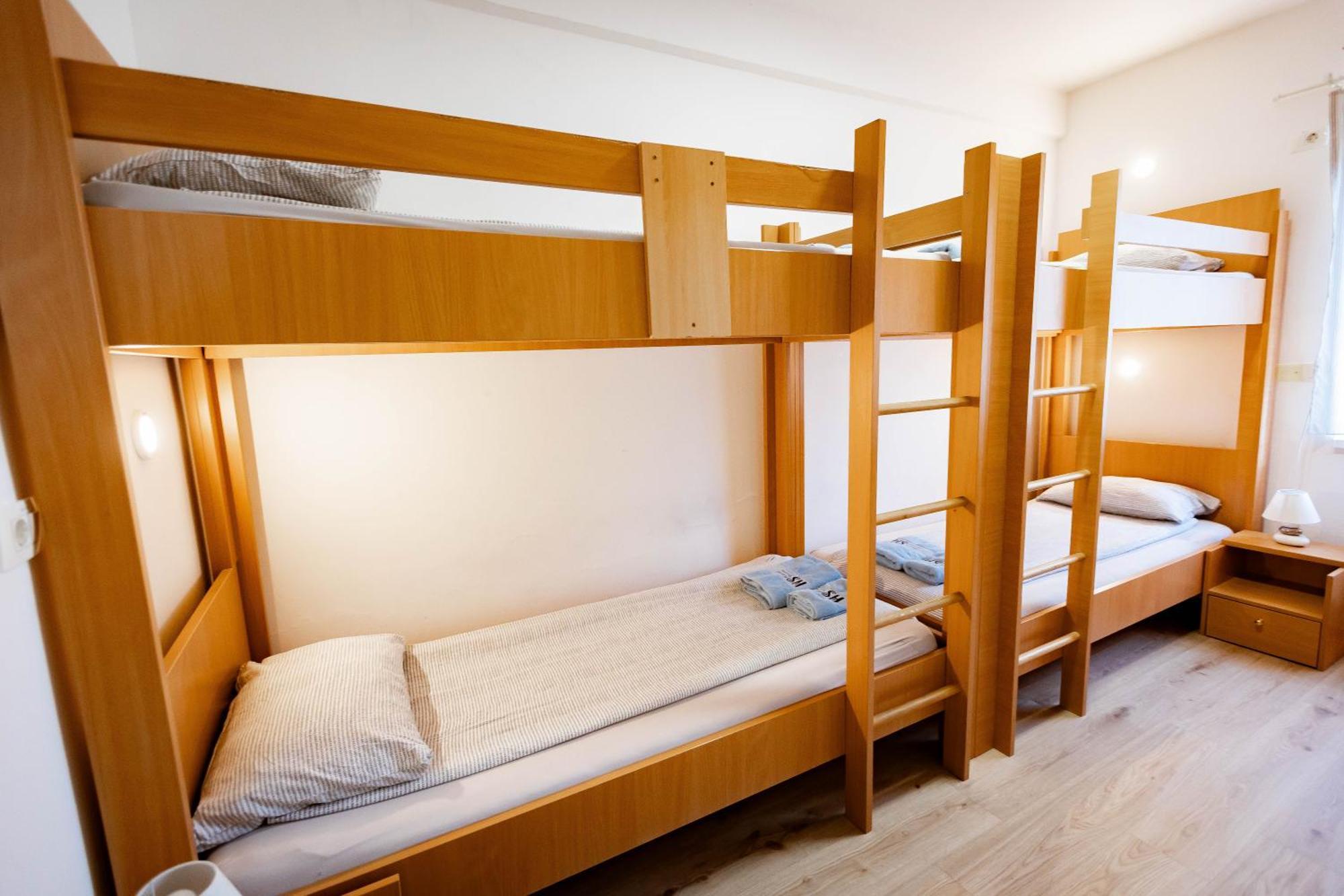 Hostel Soline Portorož Buitenkant foto