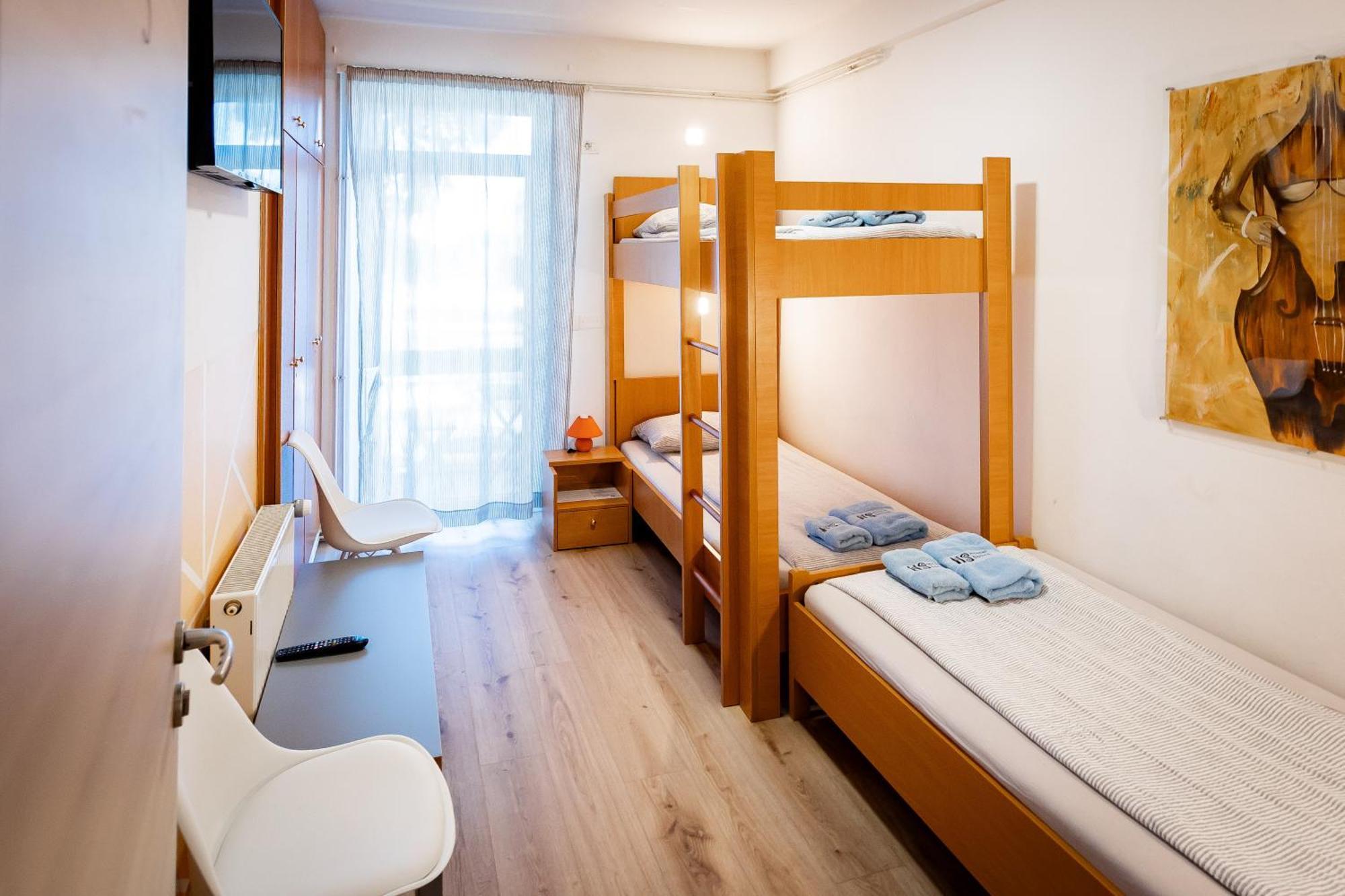 Hostel Soline Portorož Buitenkant foto
