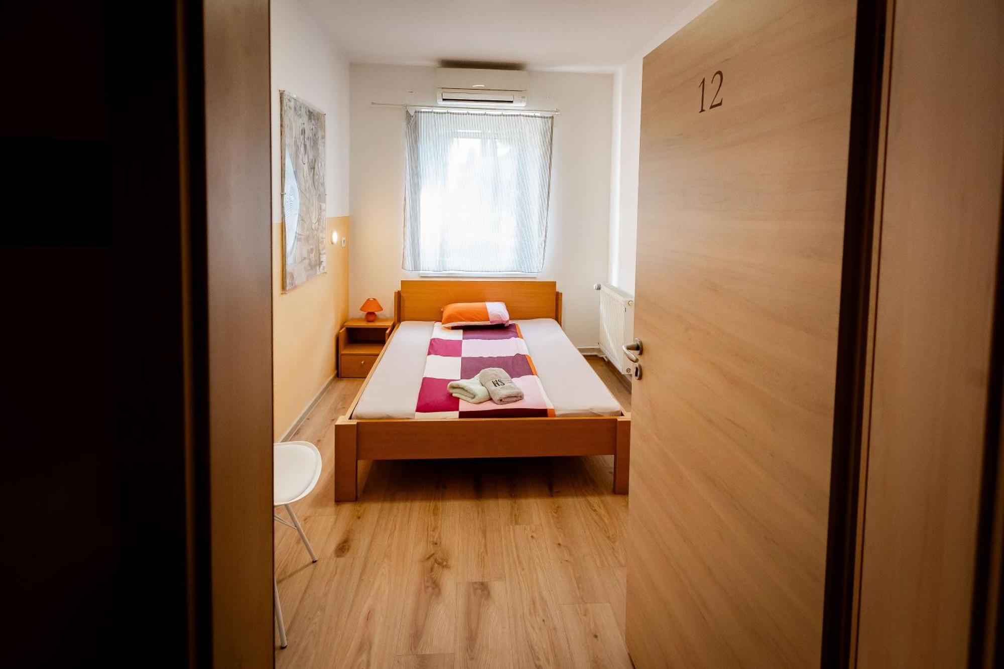 Hostel Soline Portorož Buitenkant foto
