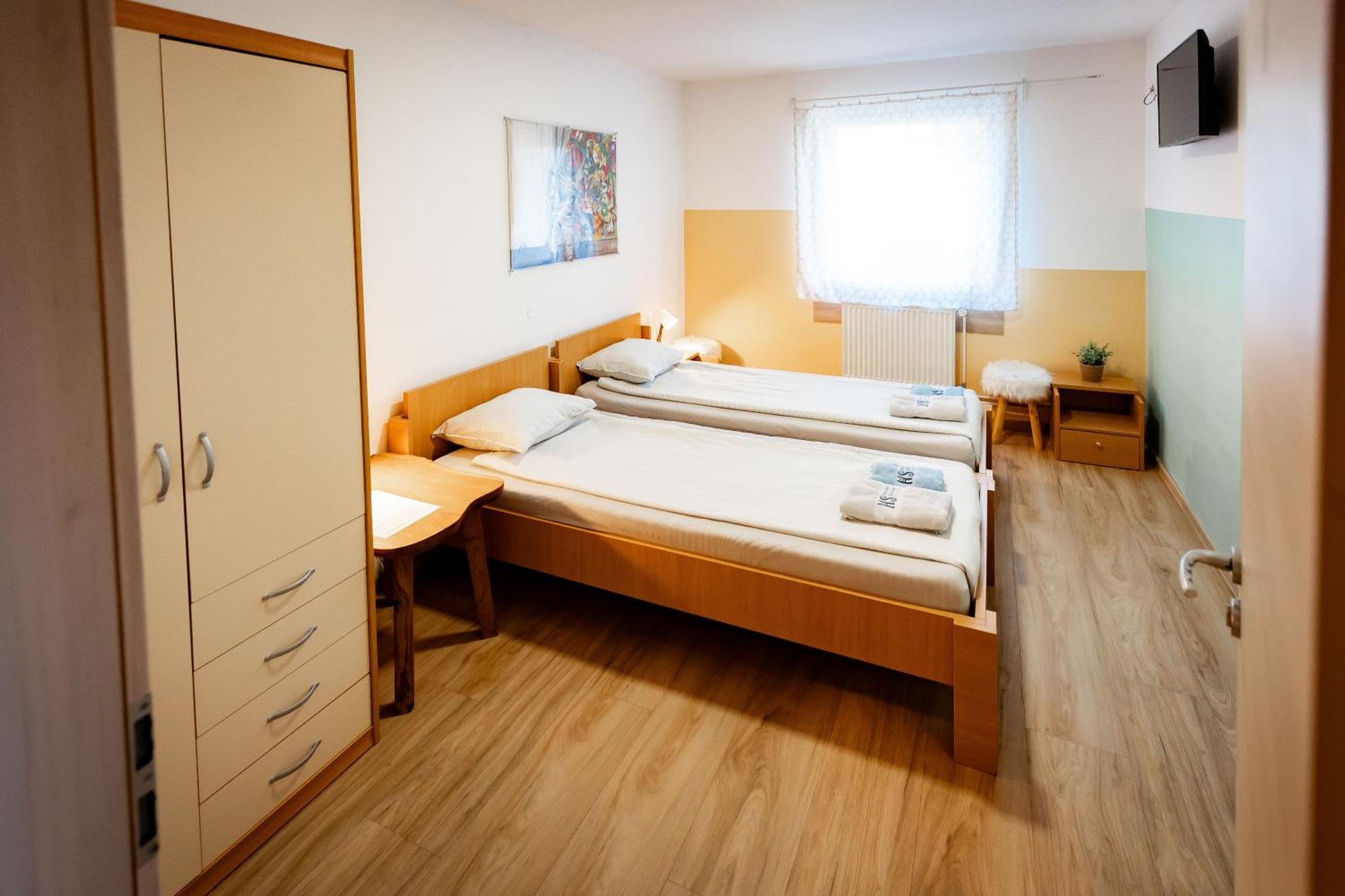 Hostel Soline Portorož Buitenkant foto