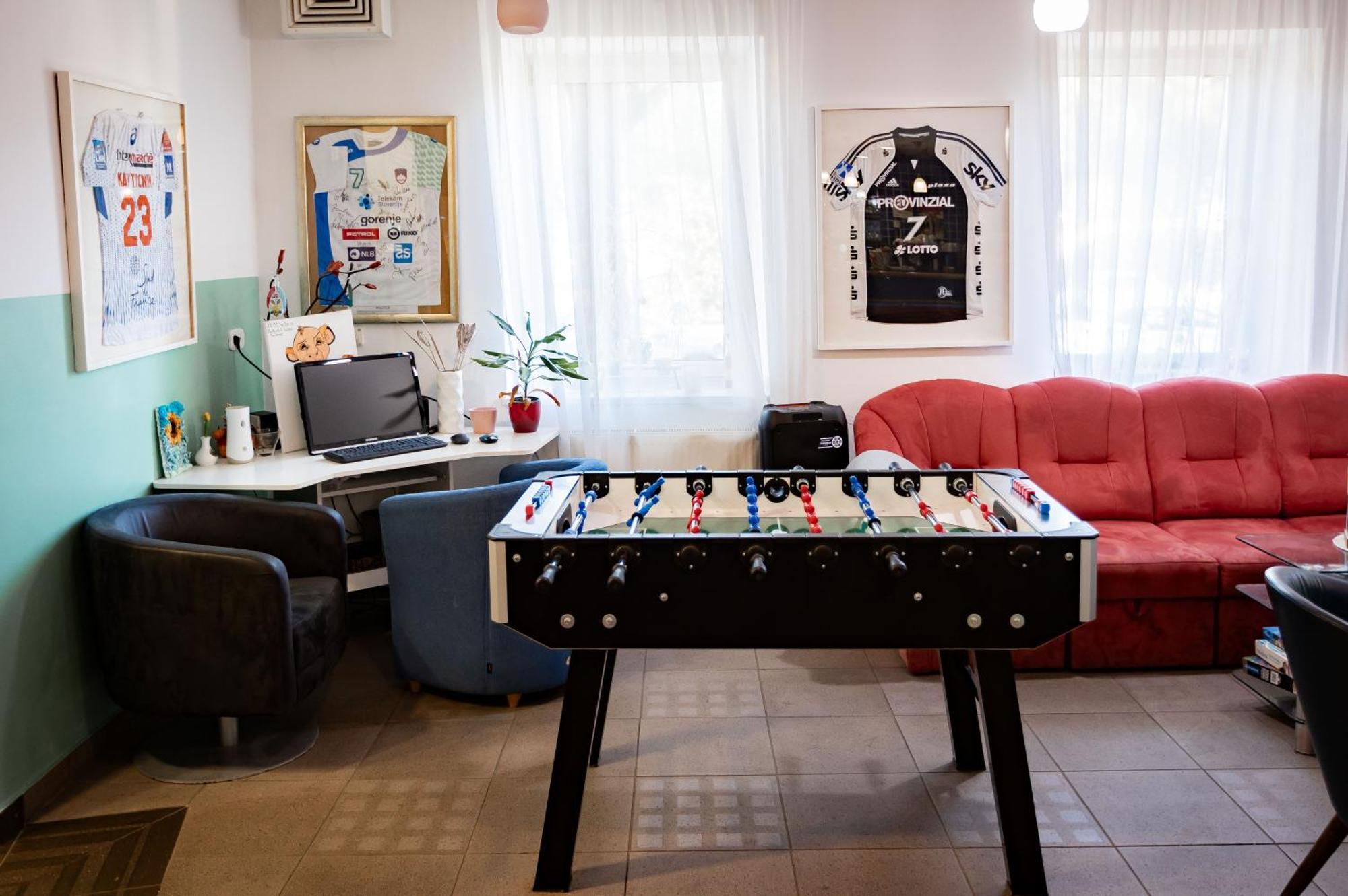 Hostel Soline Portorož Buitenkant foto