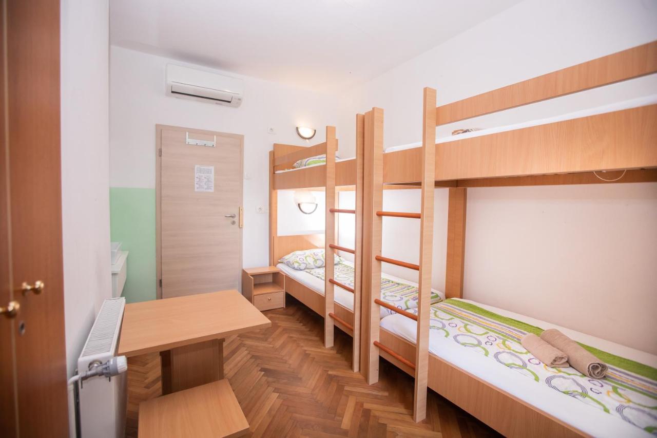 Hostel Soline Portorož Buitenkant foto